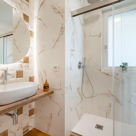 Blue Sea Luxury Apartament Bari